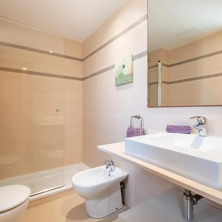 Astur - Moderno Con Piscina